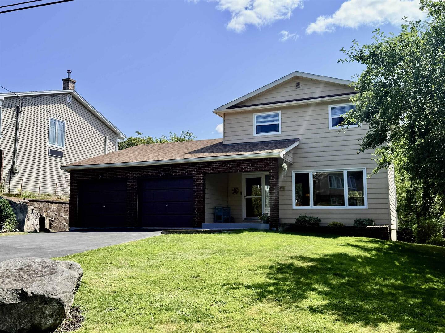 58 Shoreview Dr Bedford, NS B4A1V5