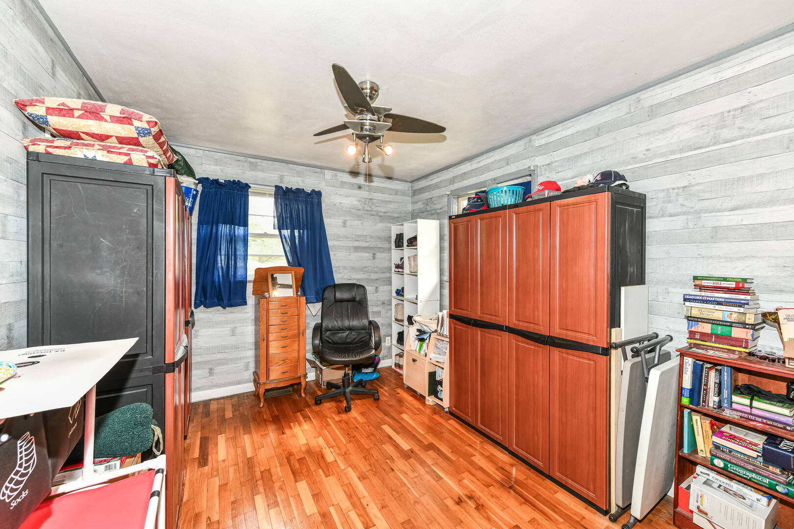 2420 E. 40th St., Anderson, IN 46013