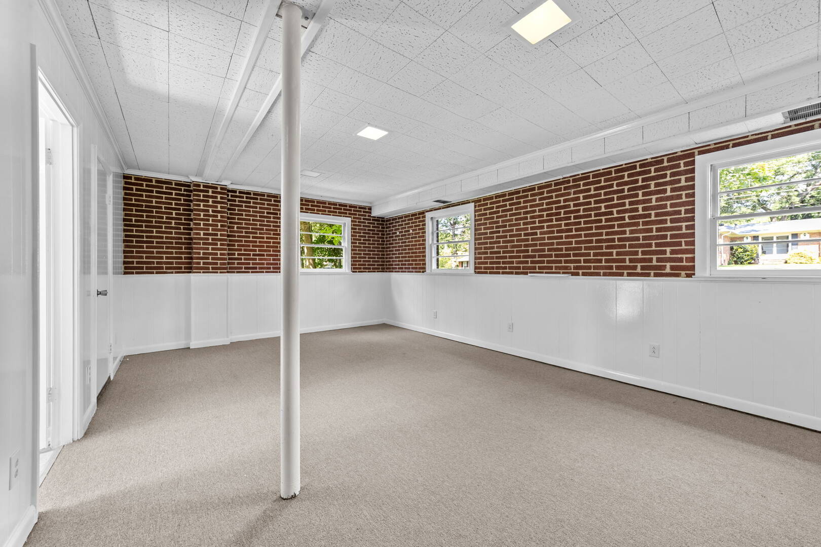 2509 Fontaine Road Greensboro, NC 27407