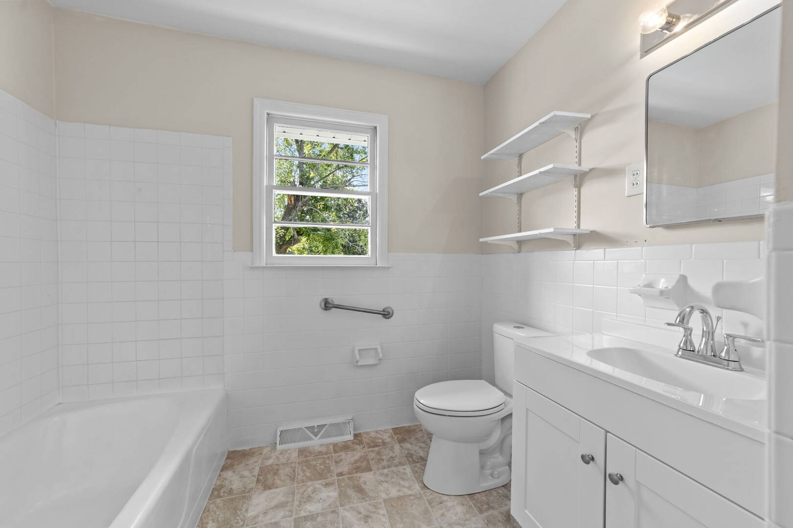 2509 Fontaine Road Greensboro, NC 27407