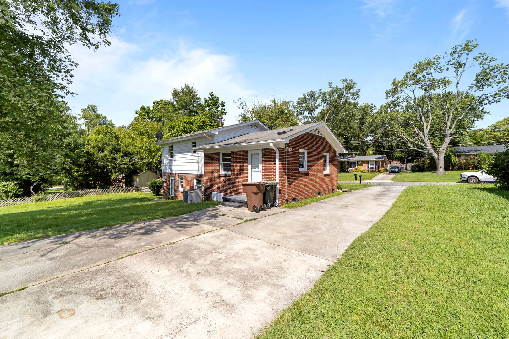 2509 Fontaine Road Greensboro, NC 27407