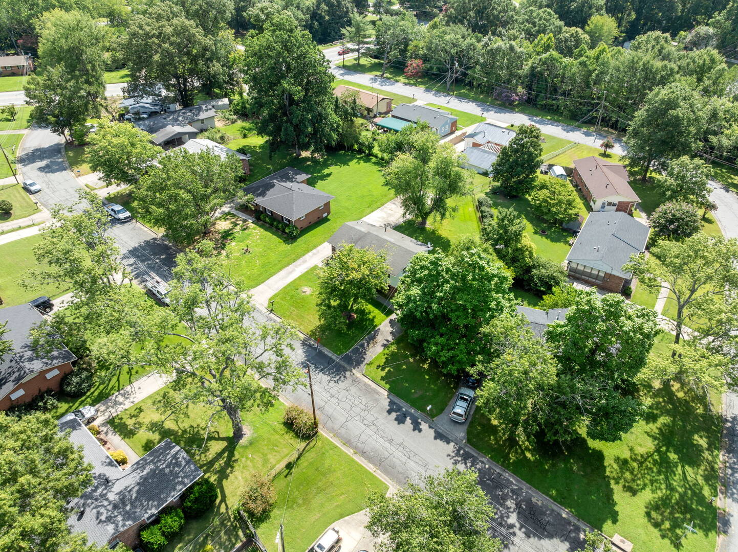 2509 Fontaine Road Greensboro, NC 27407