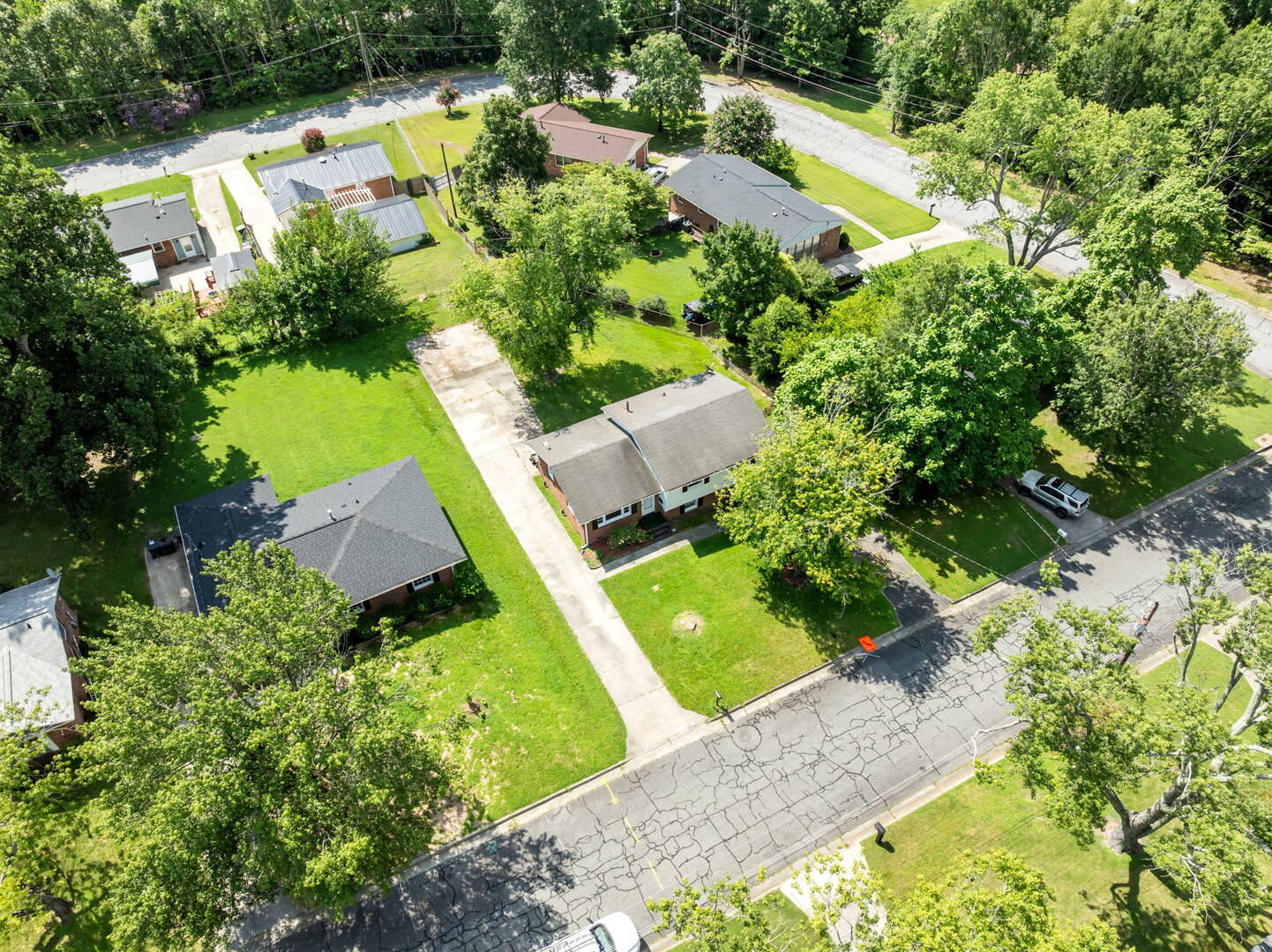 2509 Fontaine Road Greensboro, NC 27407