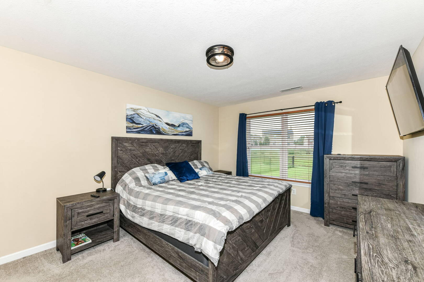 10744 Tedder Lake Dr., Indpls, IN 46239