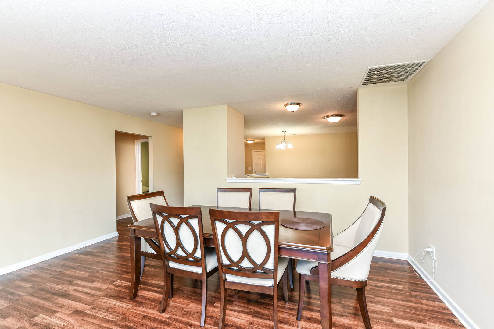 10744 Tedder Lake Dr., Indpls, IN 46239