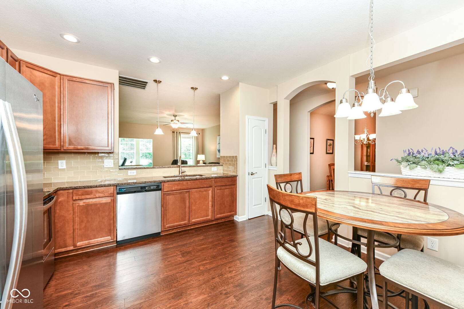368 Angelina Way Avon, IN 46123