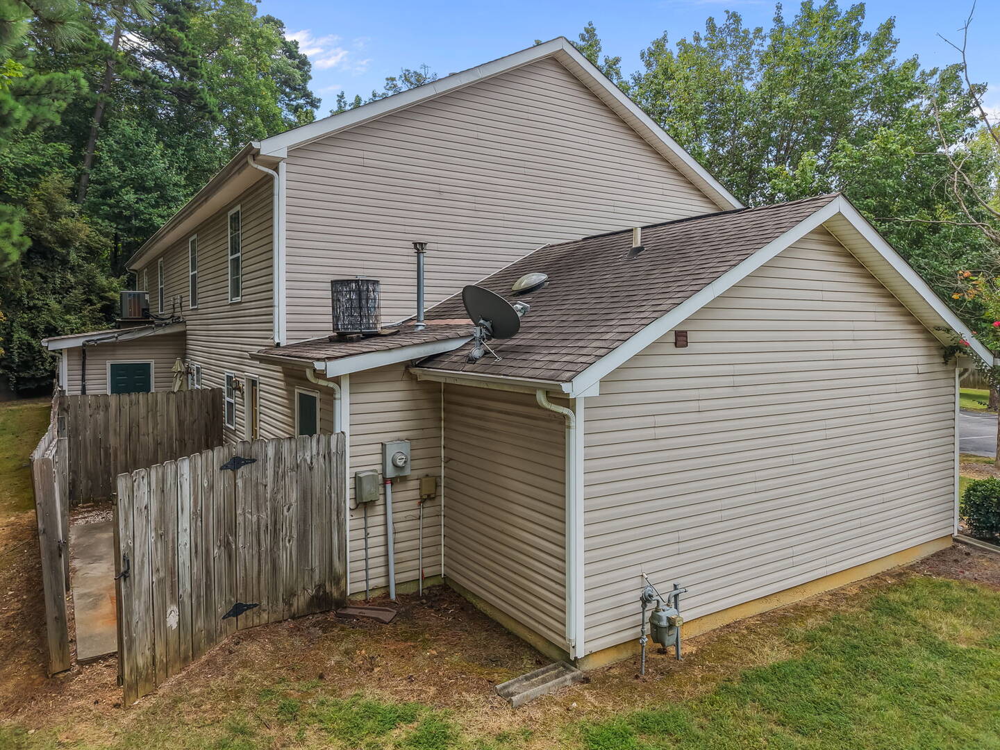 21 Grassy Knoll Circle  Greensboro, NC 27406
