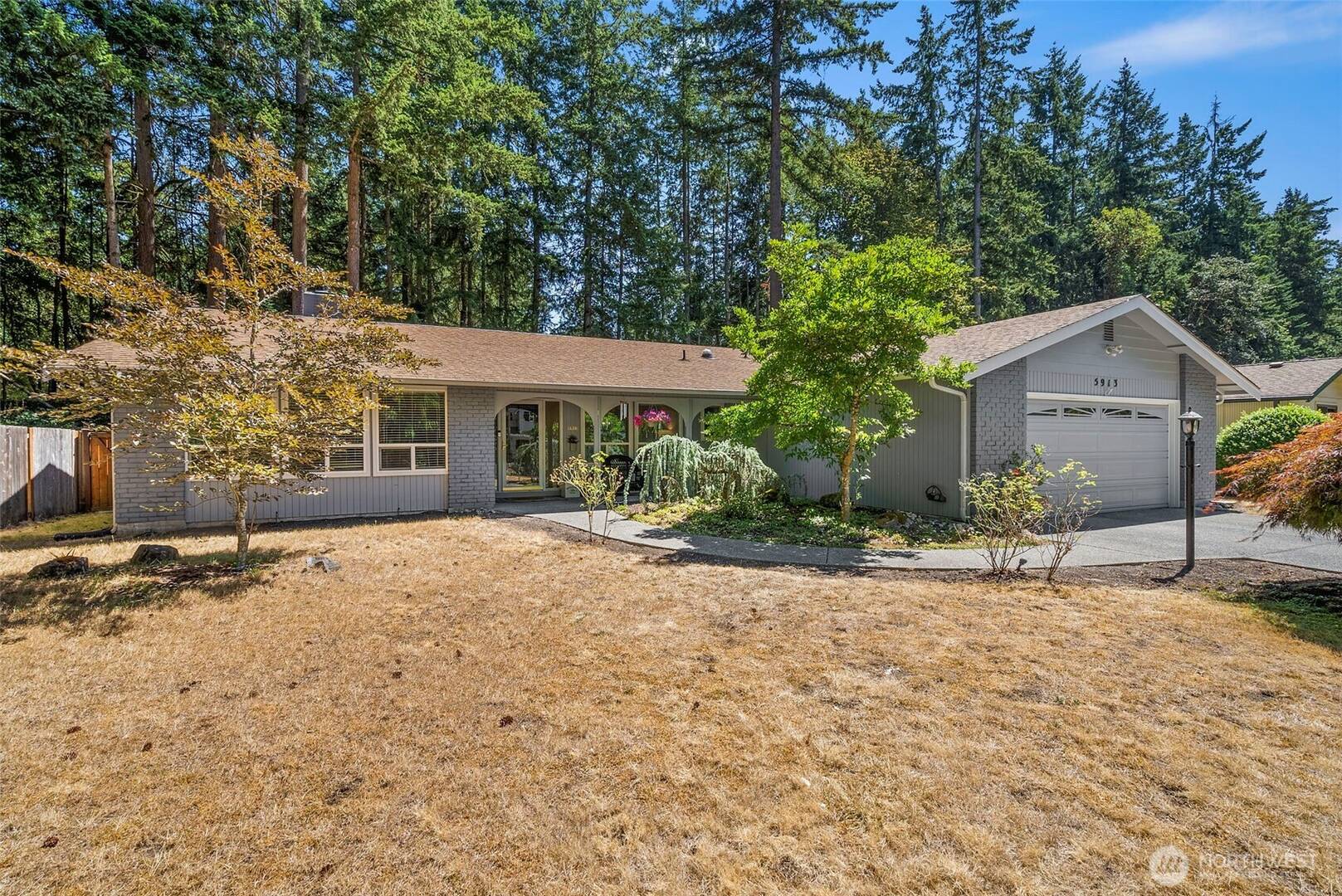 5913 87th Ave W University Place, WA 98467