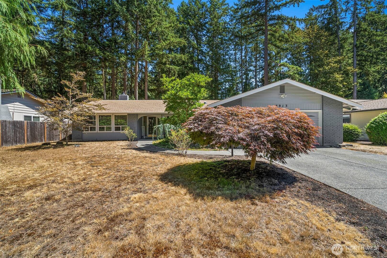 5913 87th Ave W University Place, WA 98467