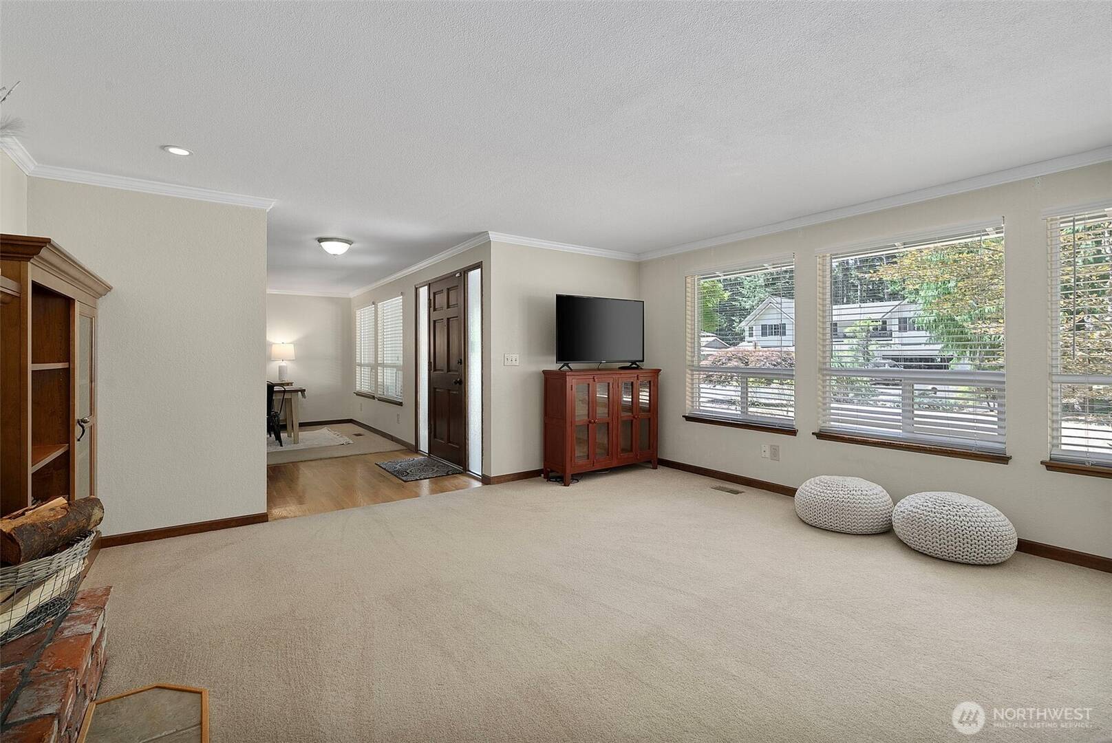5913 87th Ave W University Place, WA 98467