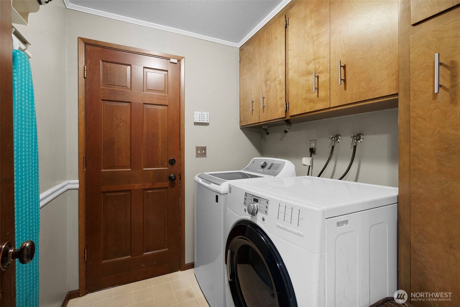 5913 87th Ave W University Place, WA 98467