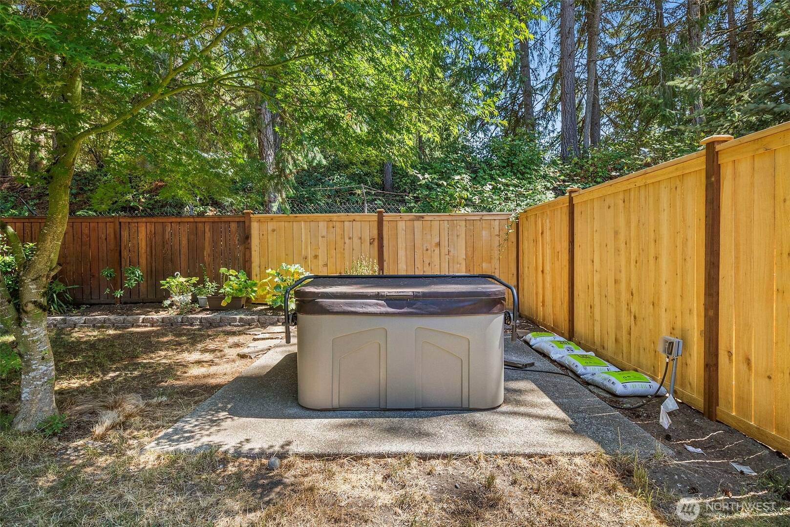 5913 87th Ave W University Place, WA 98467
