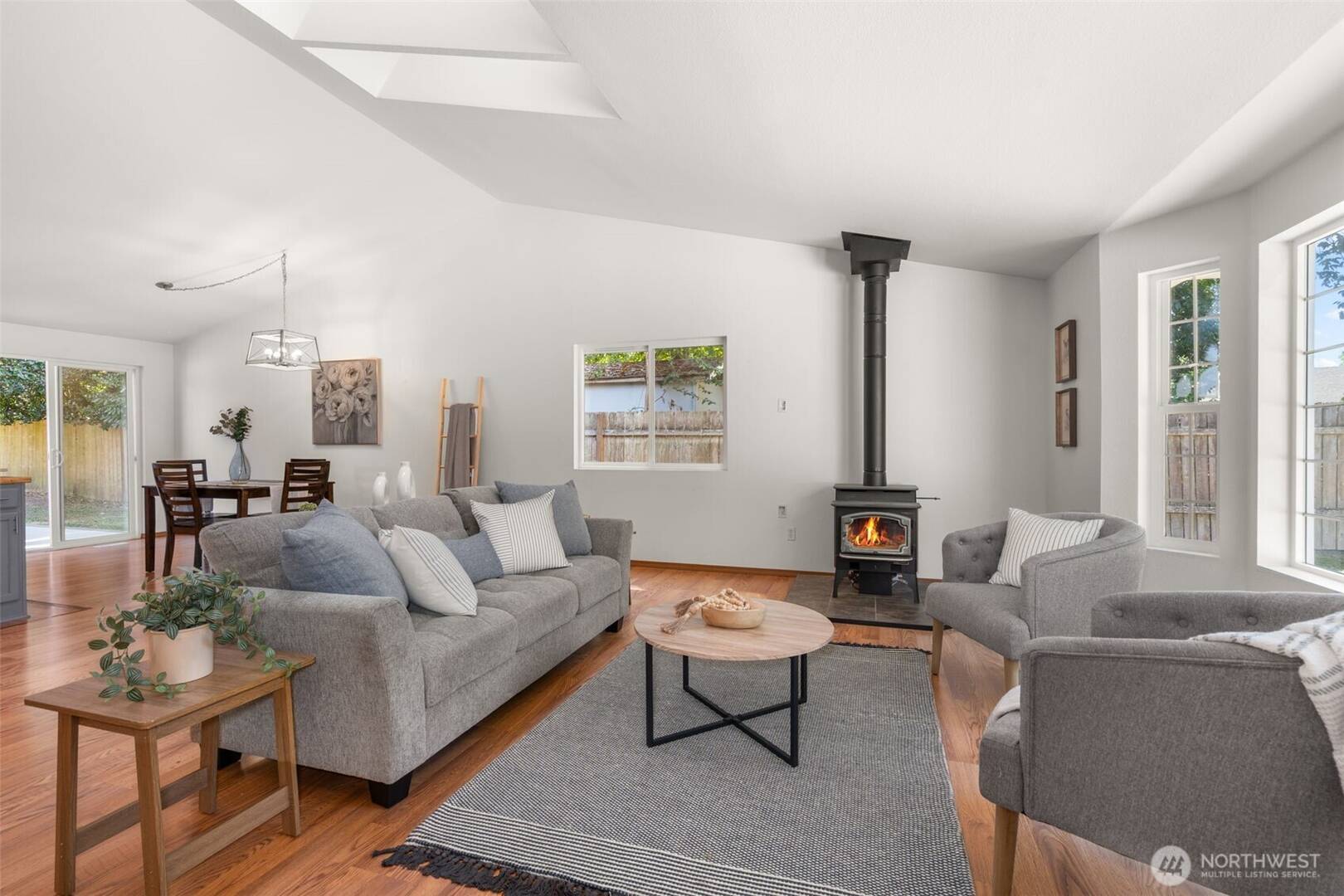 4416 Montclair Dr SE Lacey, WA 98503