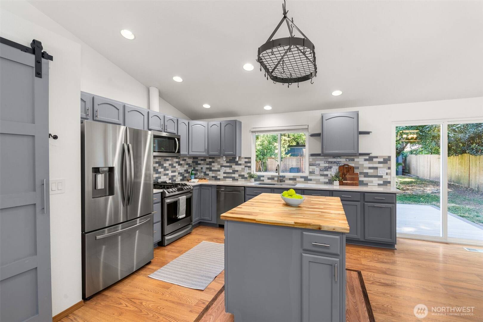 4416 Montclair Dr SE Lacey, WA 98503