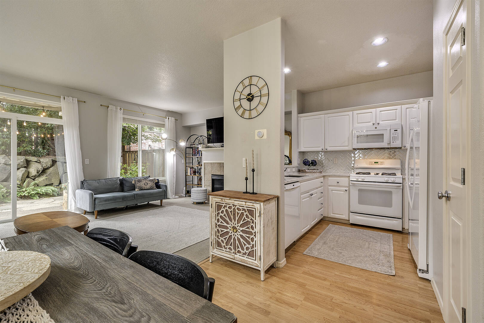  17206 NW Widgi Creek Ct  Beaverton, OR 97006