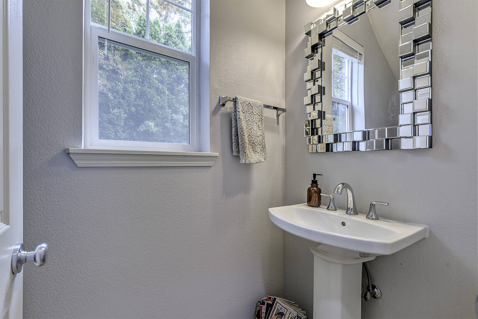  17206 NW Widgi Creek Ct  Beaverton, OR 97006