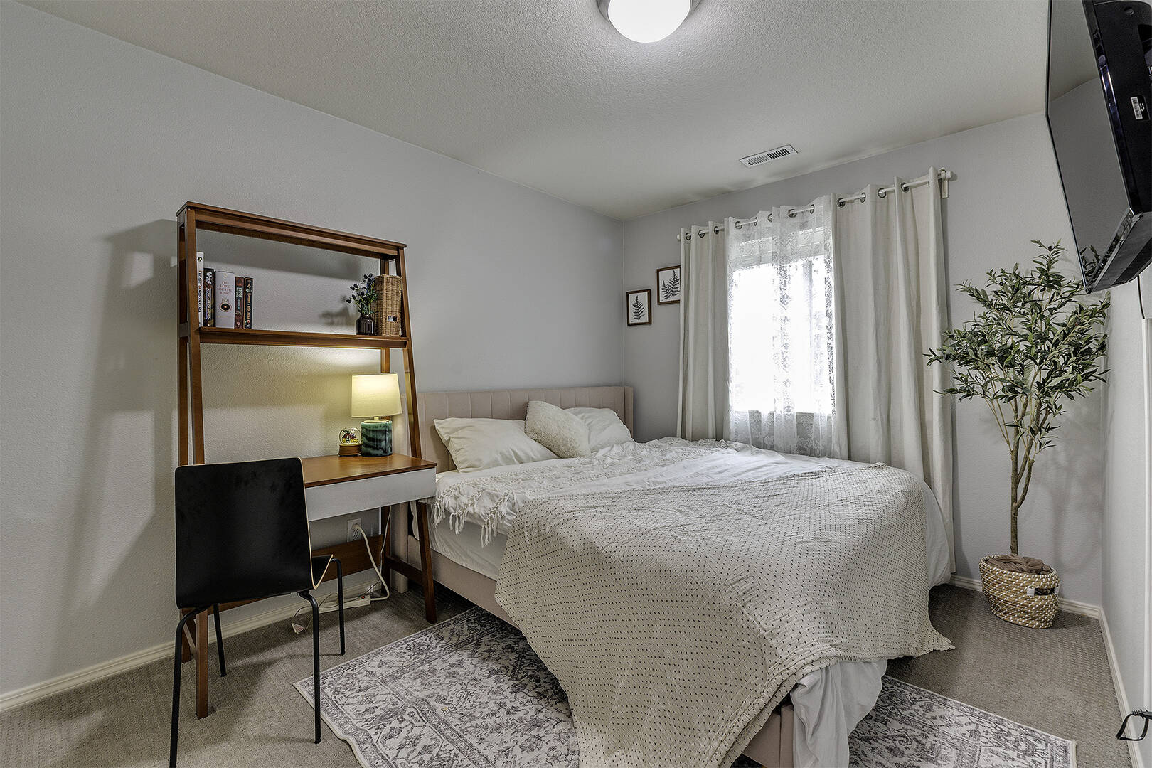  17206 NW Widgi Creek Ct  Beaverton, OR 97006