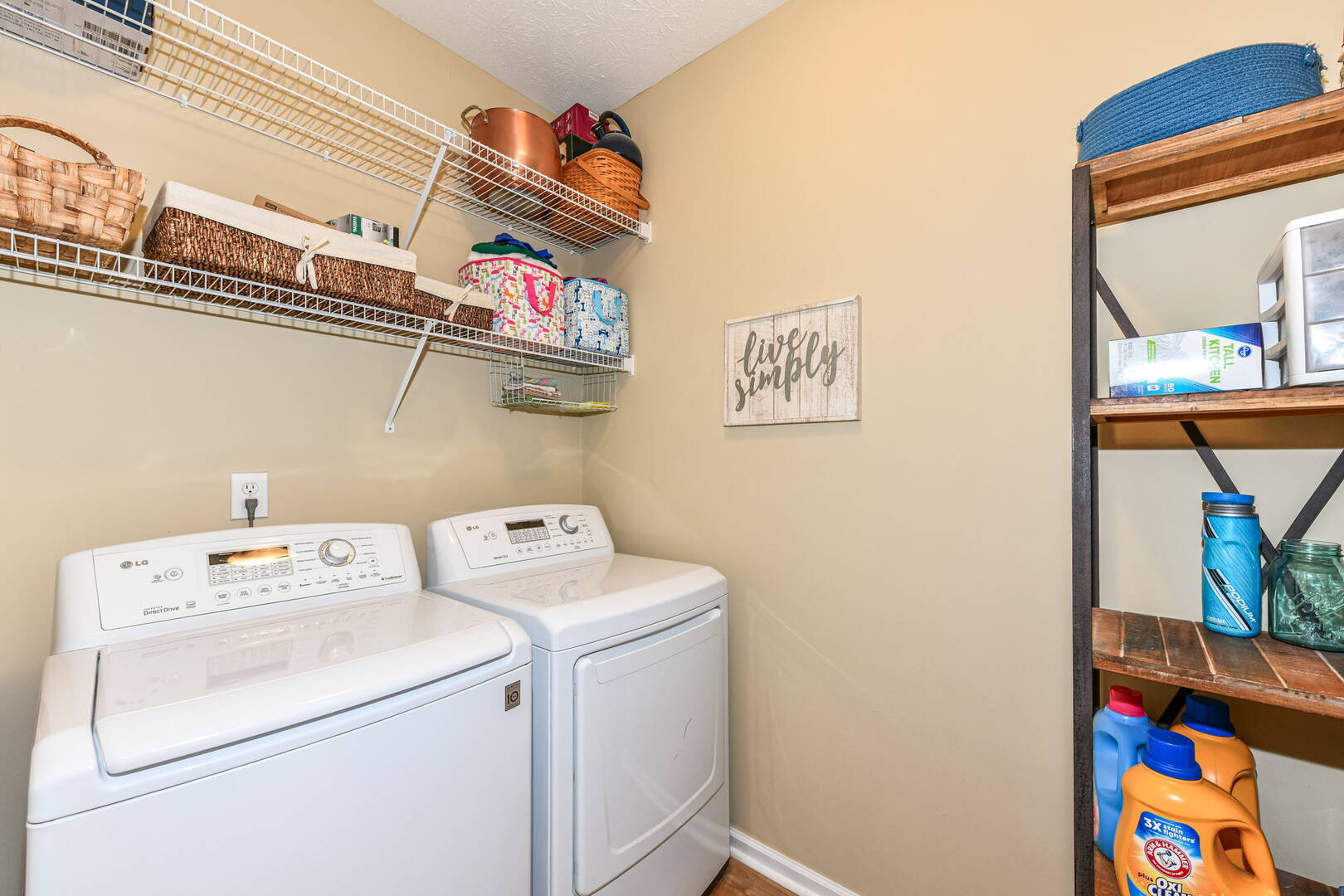 4618 Whitney Rd., Westfield, IN 46062