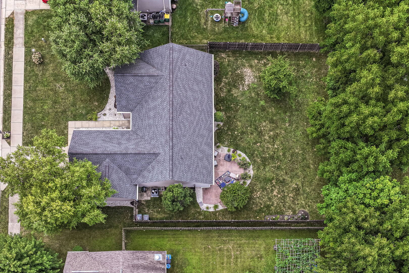4618 Whitney Rd., Westfield, IN 46062