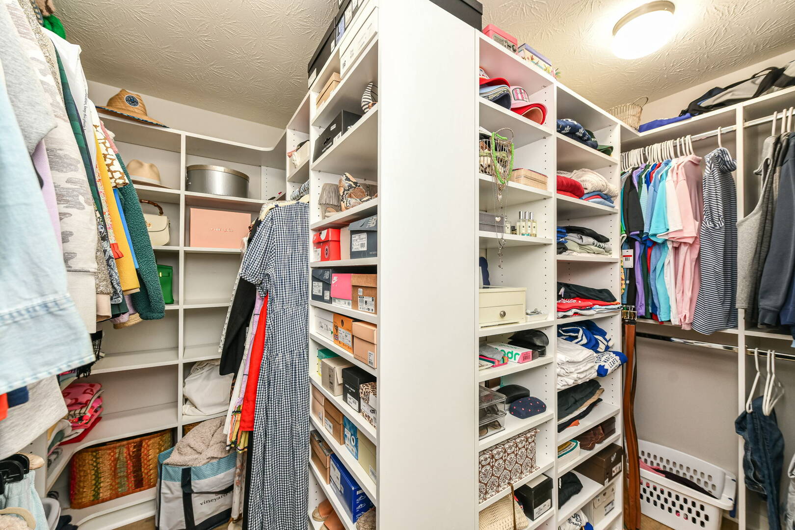16250 Red Clover Ln., Noblesville, IN 46062