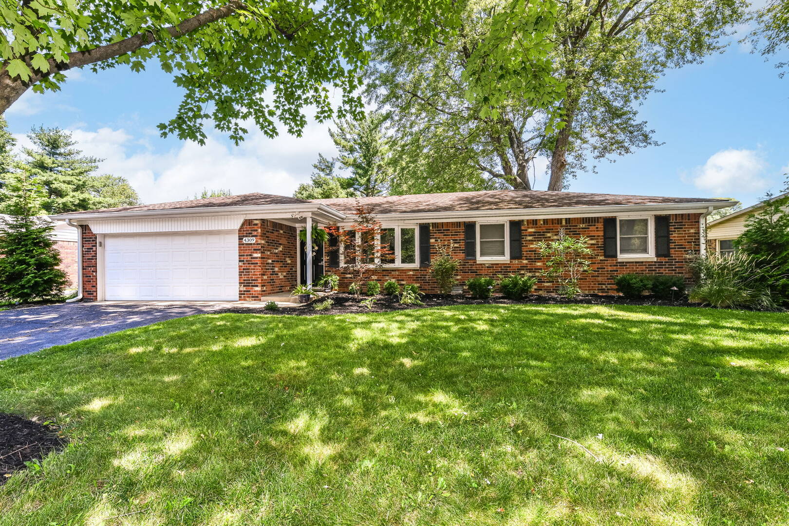 4309 Clifford Rd., Brownsburg, IN 46112