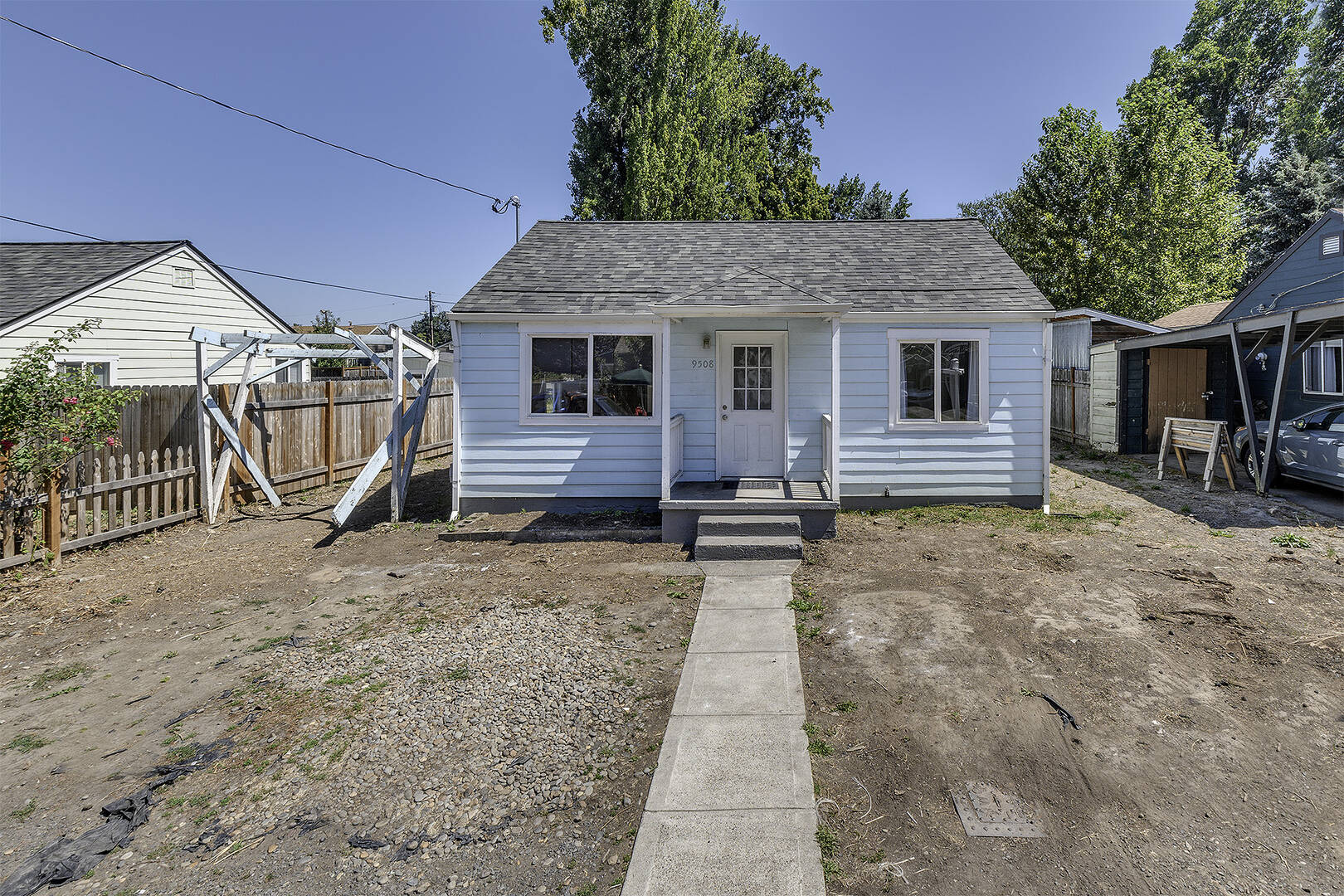 9508 NE Gertz Cir Portland, OR 97211