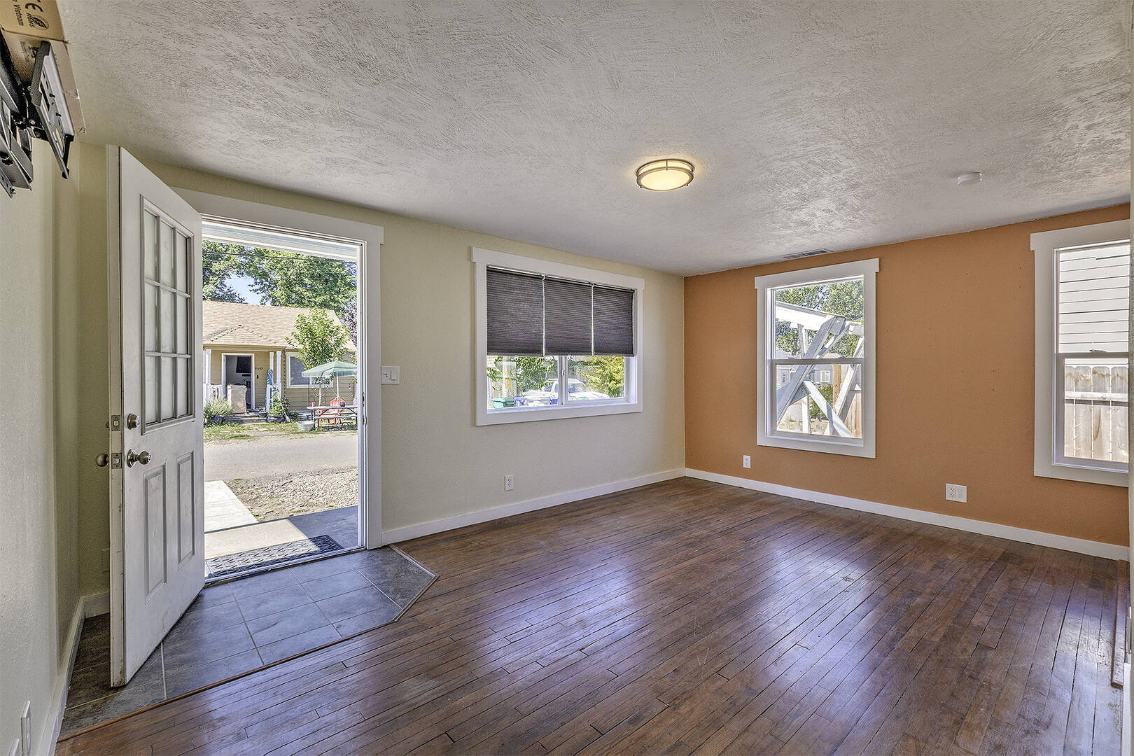 9508 NE Gertz Cir Portland, OR 97211
