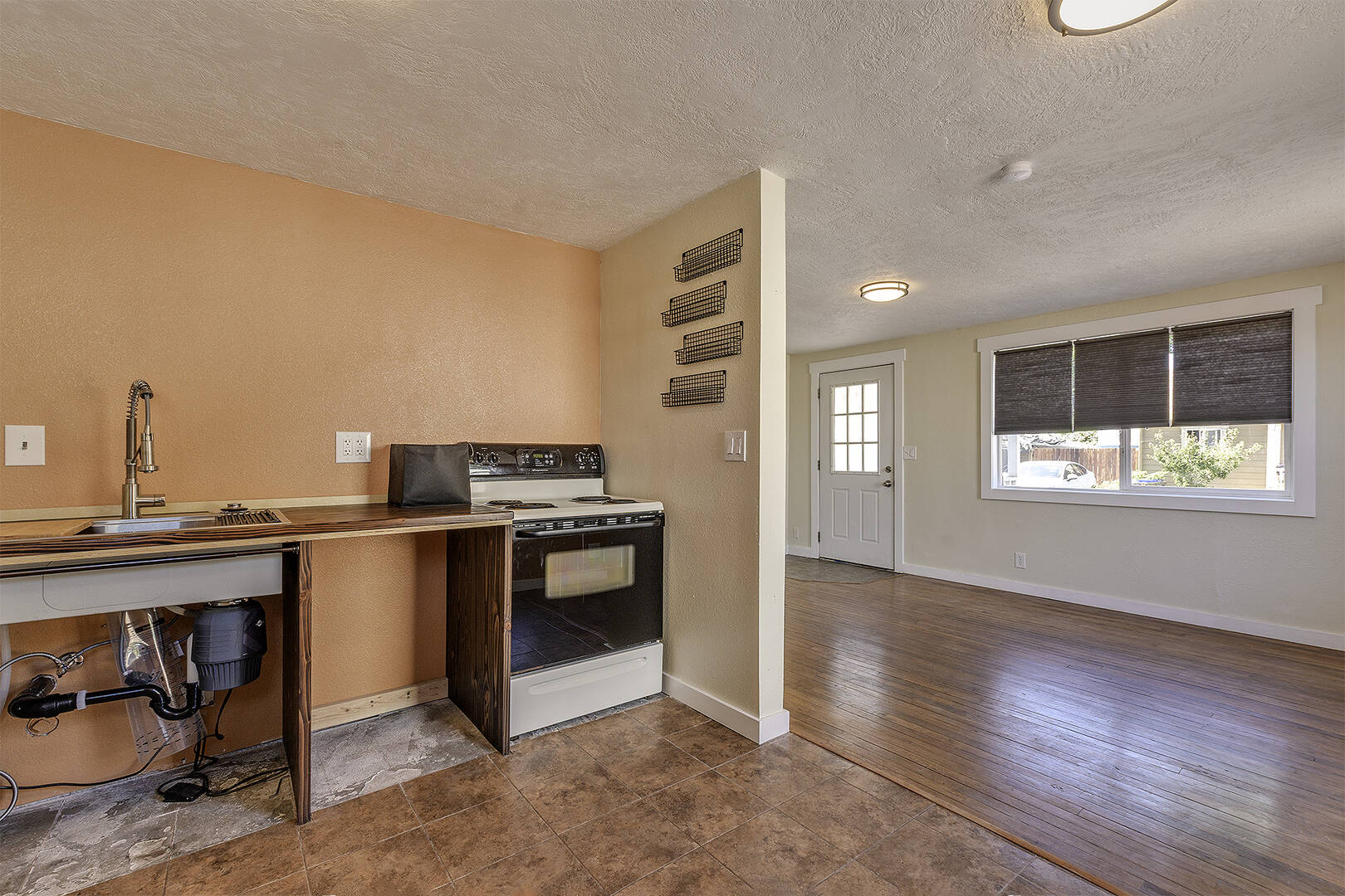 9508 NE Gertz Cir Portland, OR 97211