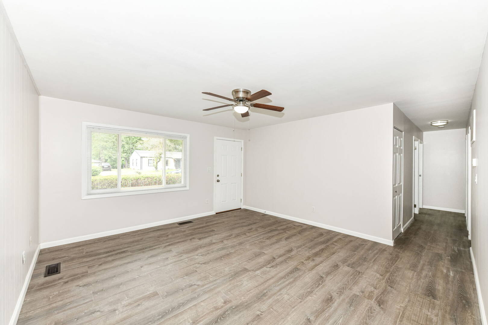 1296 Rolling Ridge Dr., Noblesville, IN 46060
