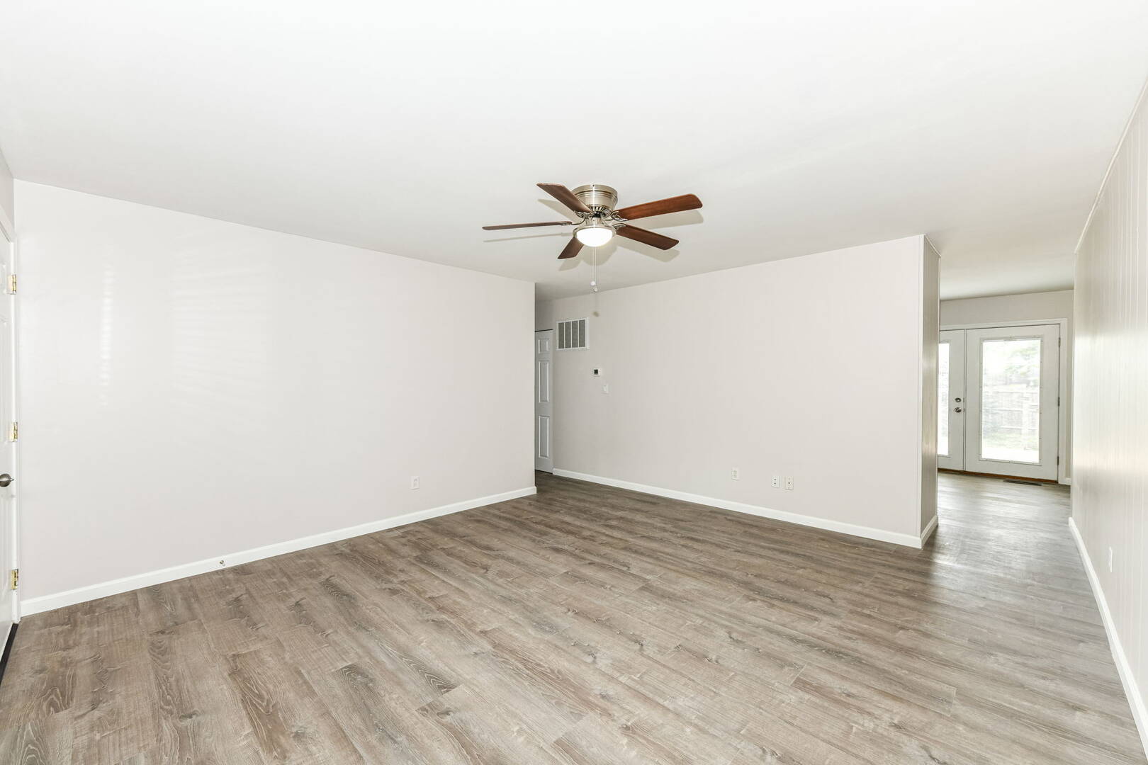 1296 Rolling Ridge Dr., Noblesville, IN 46060
