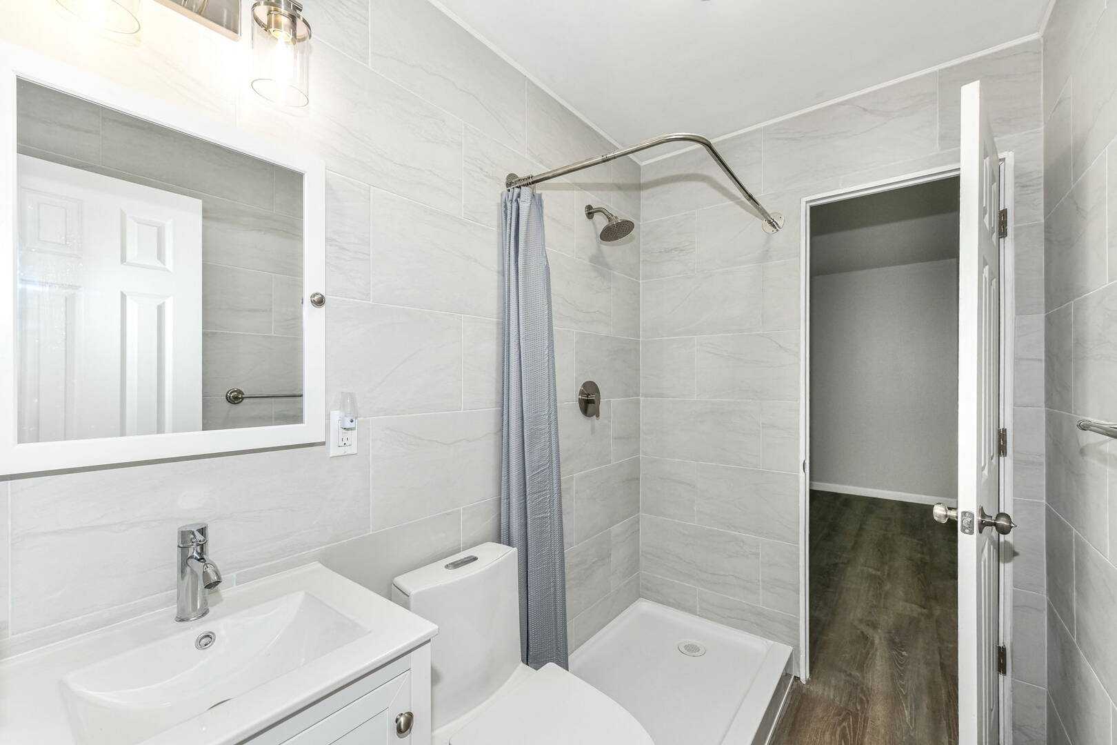 1296 Rolling Ridge Dr., Noblesville, IN 46060