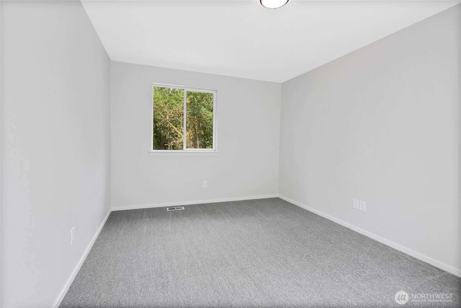 210 Tiedeman Rd NW Lakebay, WA 98349