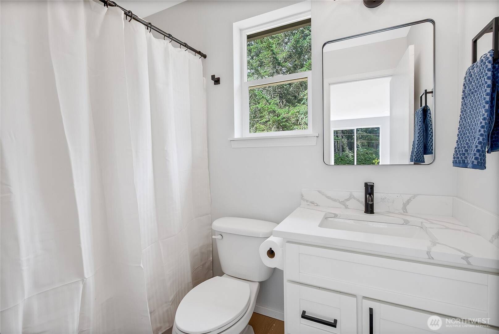 210 Tiedeman Rd NW Lakebay, WA 98349