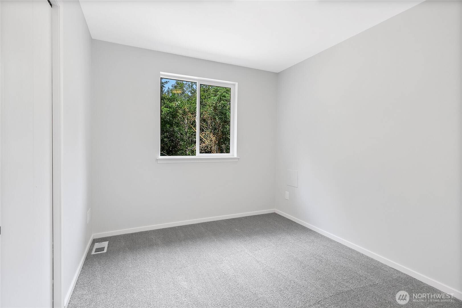 210 Tiedeman Rd NW Lakebay, WA 98349