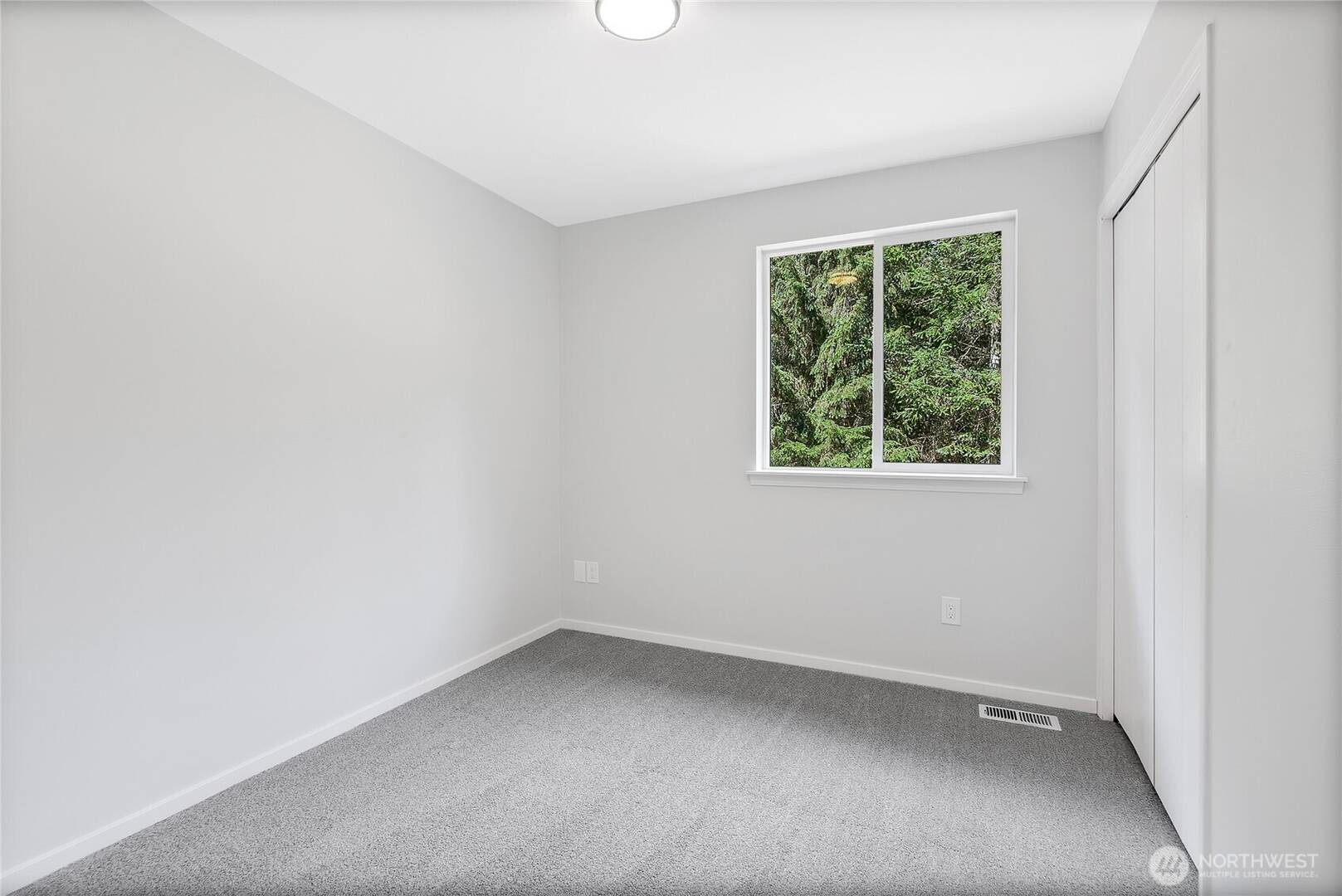 210 Tiedeman Rd NW Lakebay, WA 98349