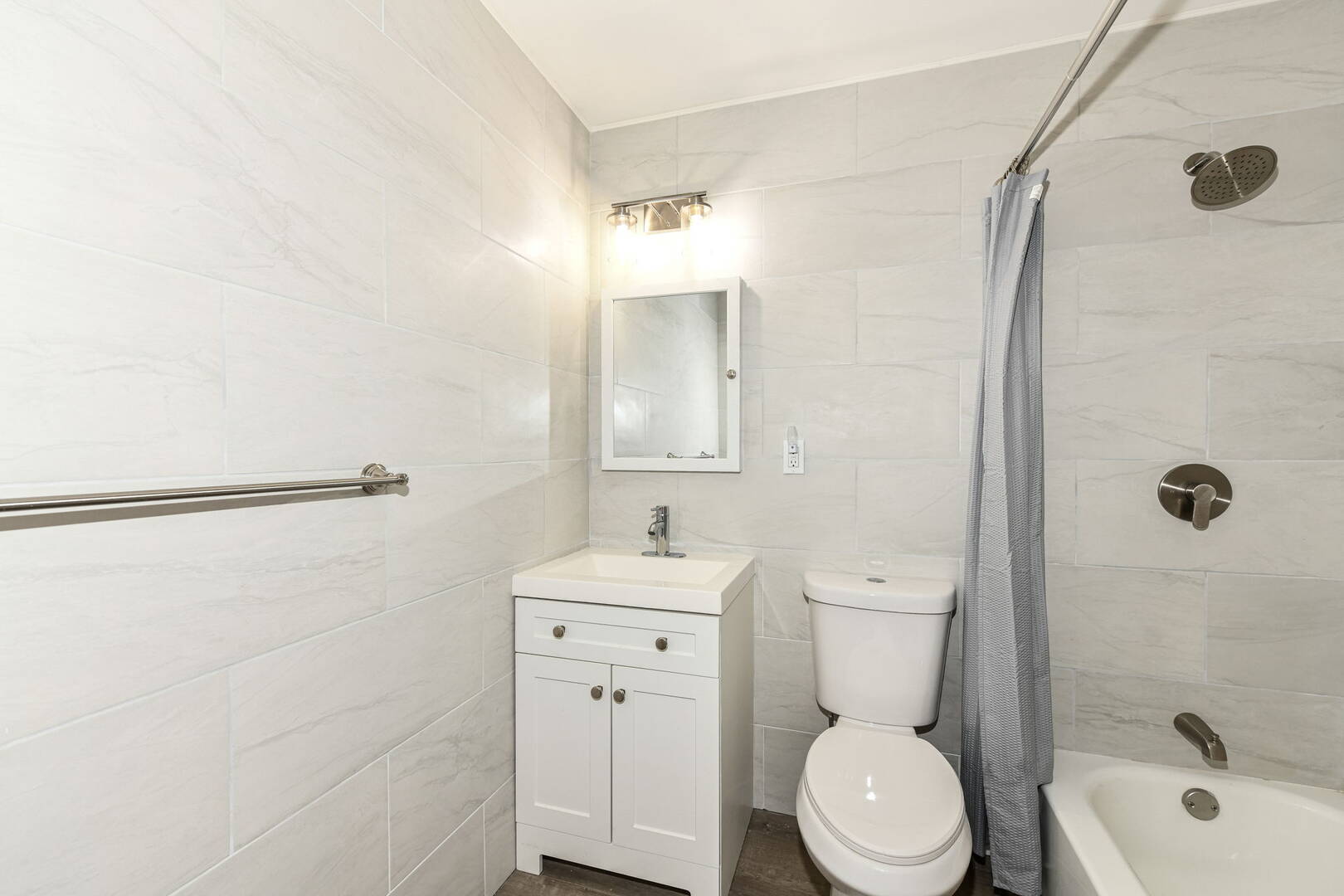 1296 Rolling Ridge Dr., Noblesville, IN 46060