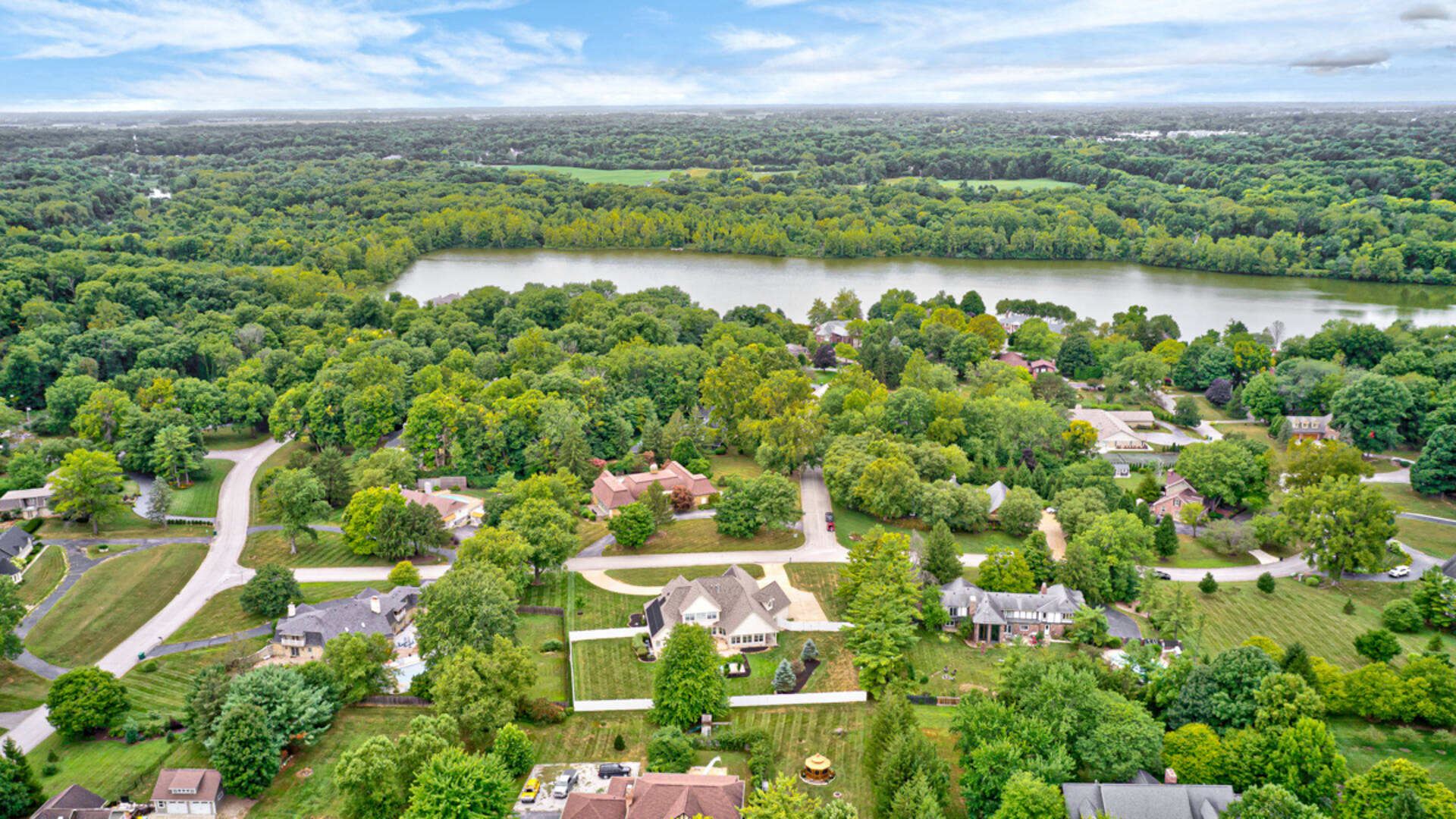 8101 Wellsbrook Dr. Indianapolis, IN 46278