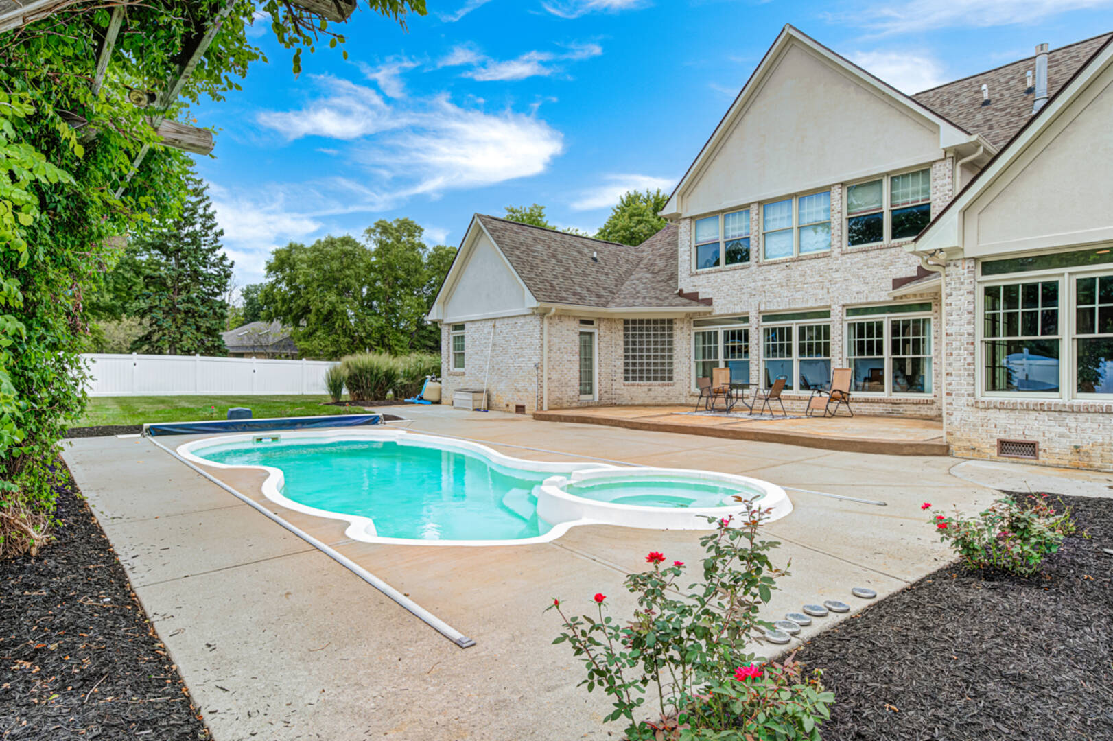 8101 Wellsbrook Dr. Indianapolis, IN 46278