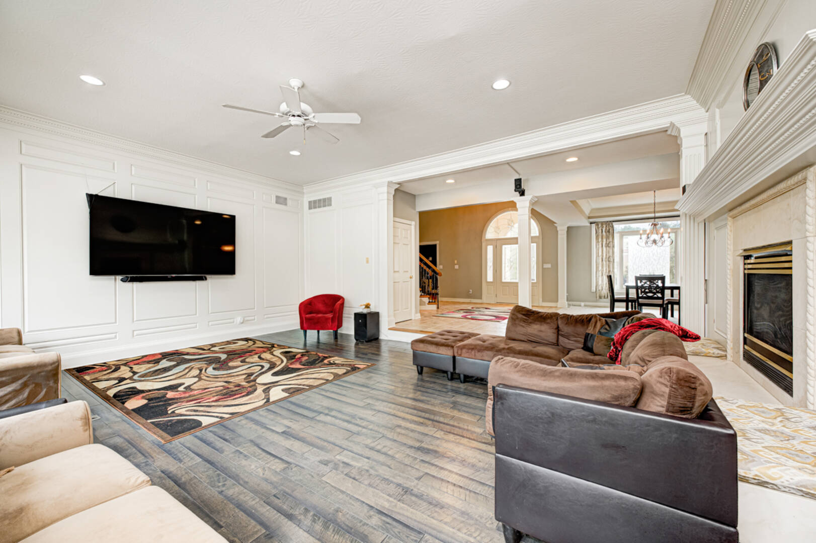 8101 Wellsbrook Dr. Indianapolis, IN 46278