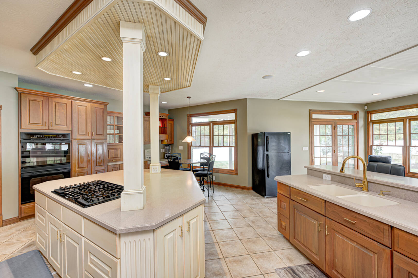 8101 Wellsbrook Dr. Indianapolis, IN 46278