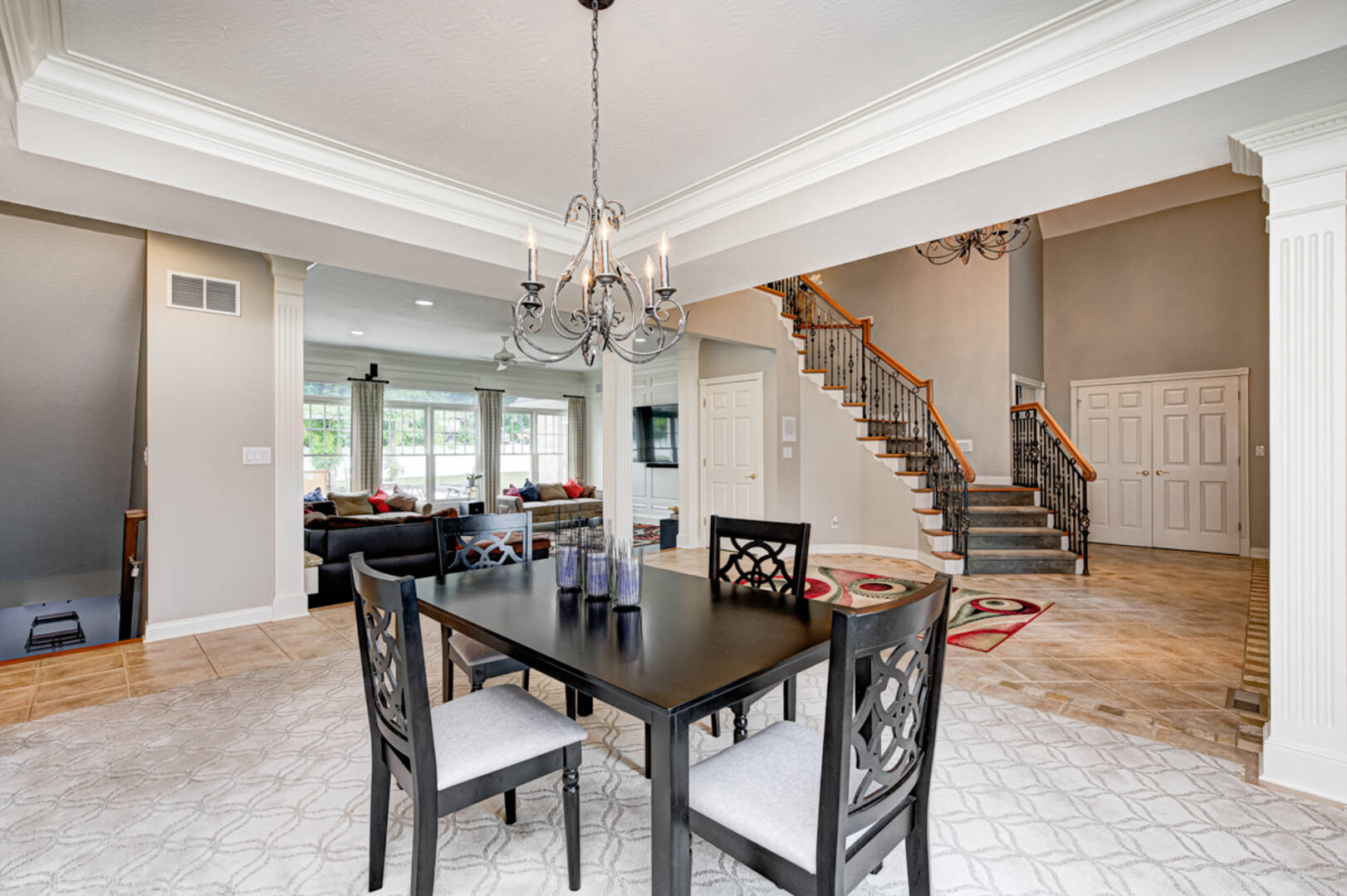 8101 Wellsbrook Dr. Indianapolis, IN 46278
