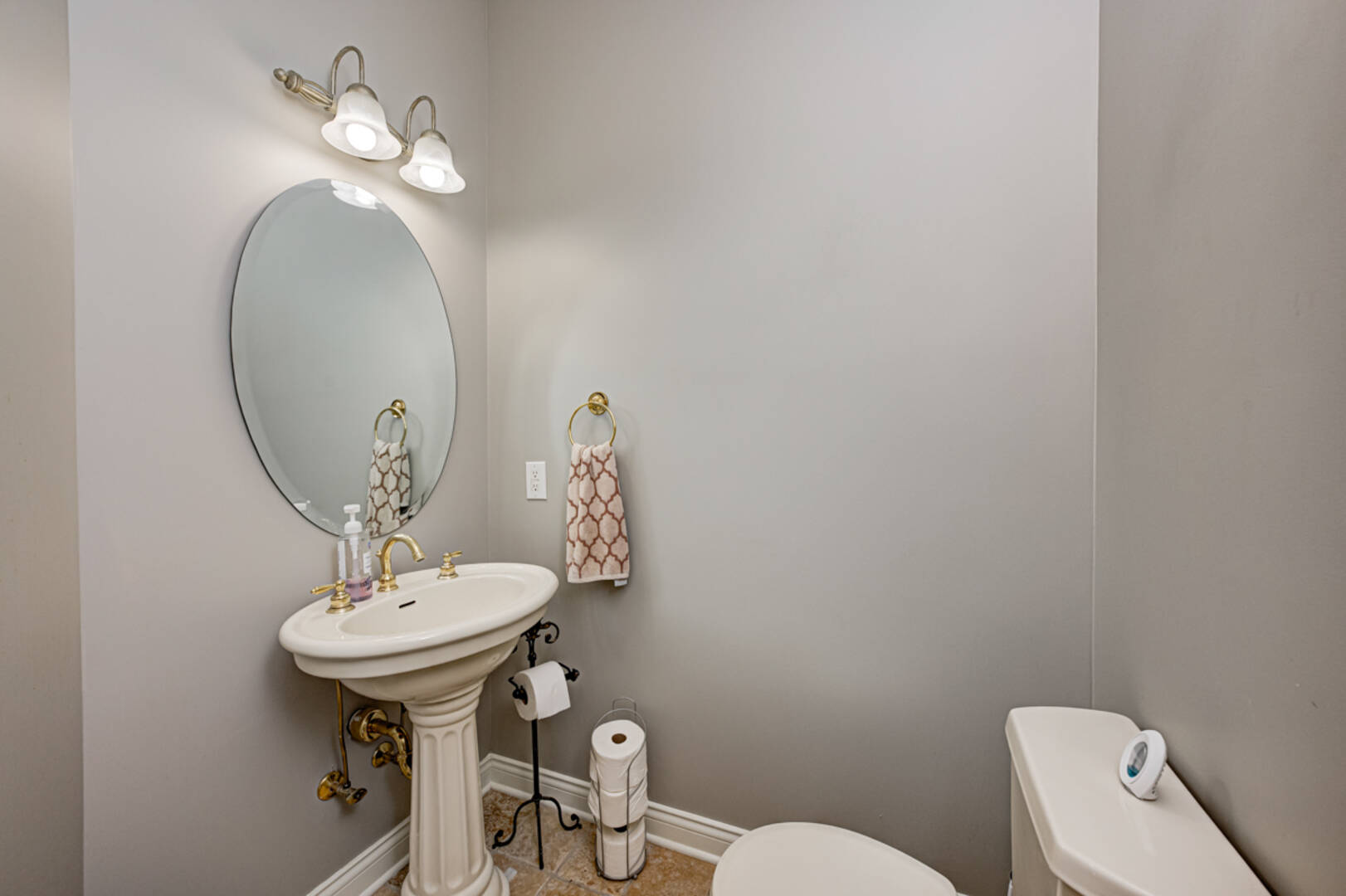 8101 Wellsbrook Dr. Indianapolis, IN 46278