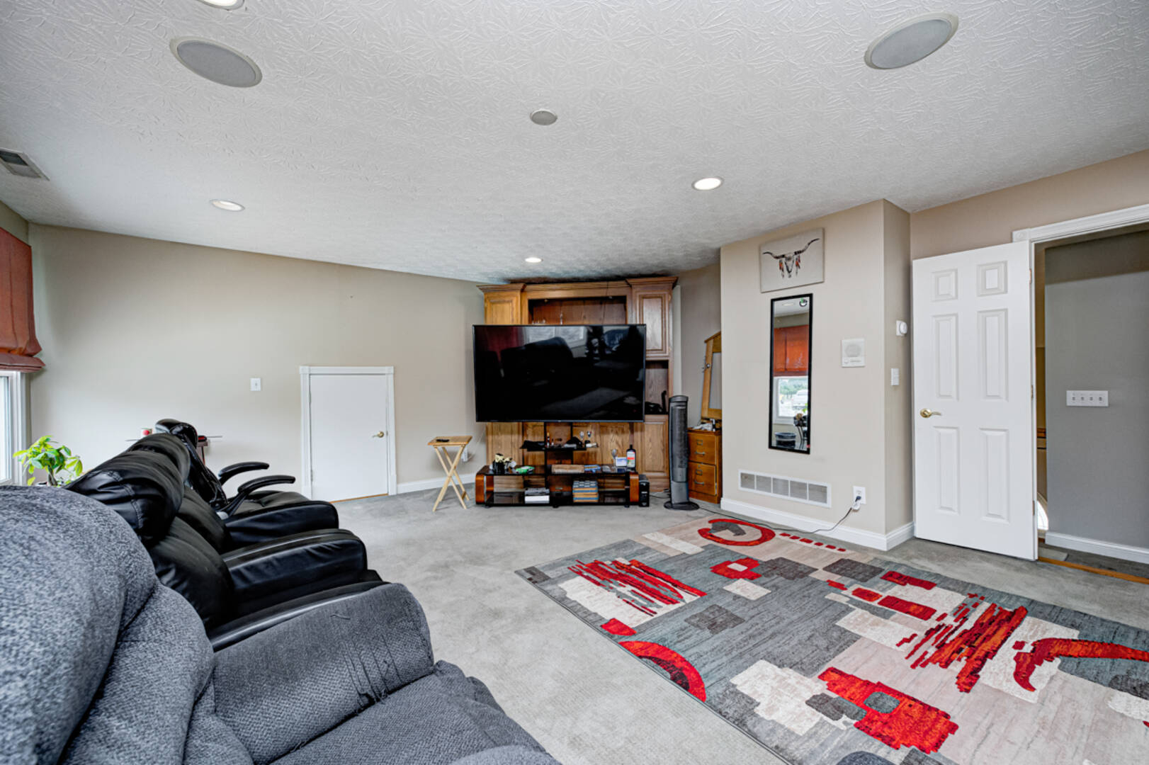 8101 Wellsbrook Dr. Indianapolis, IN 46278