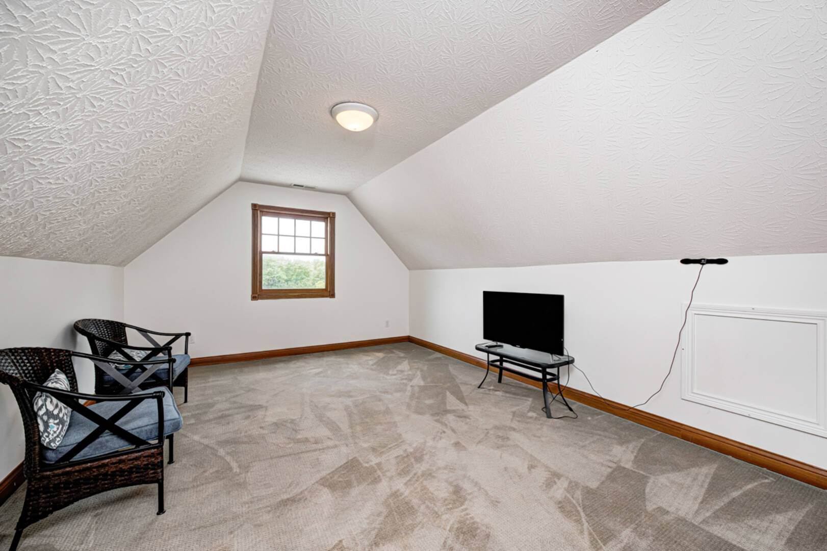 8101 Wellsbrook Dr. Indianapolis, IN 46278