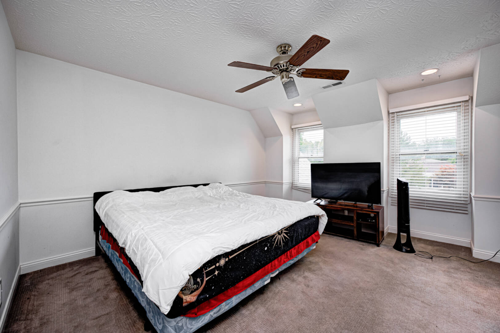 8101 Wellsbrook Dr. Indianapolis, IN 46278