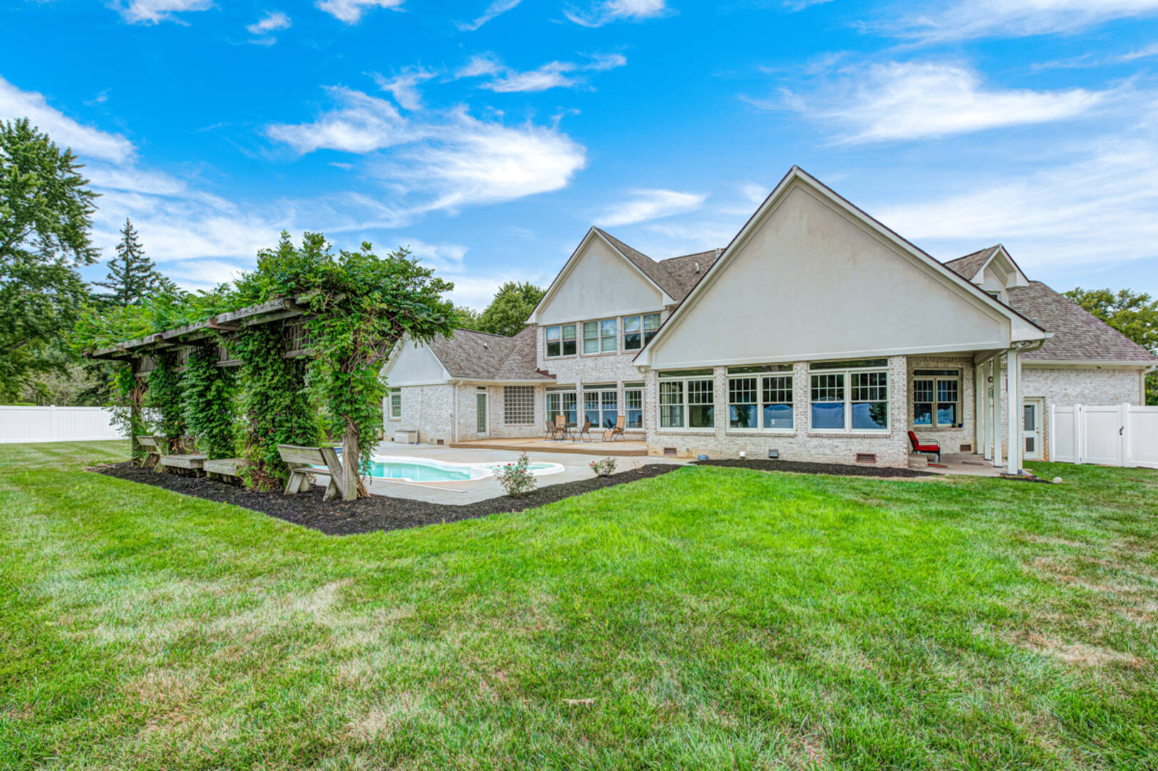 8101 Wellsbrook Dr. Indianapolis, IN 46278