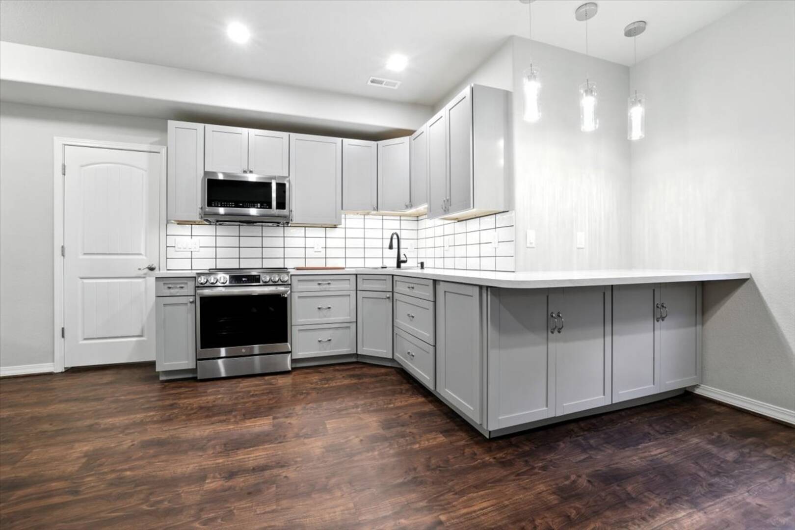 7637 Cat Tail Creek Drive Colorado Springs, CO 80923