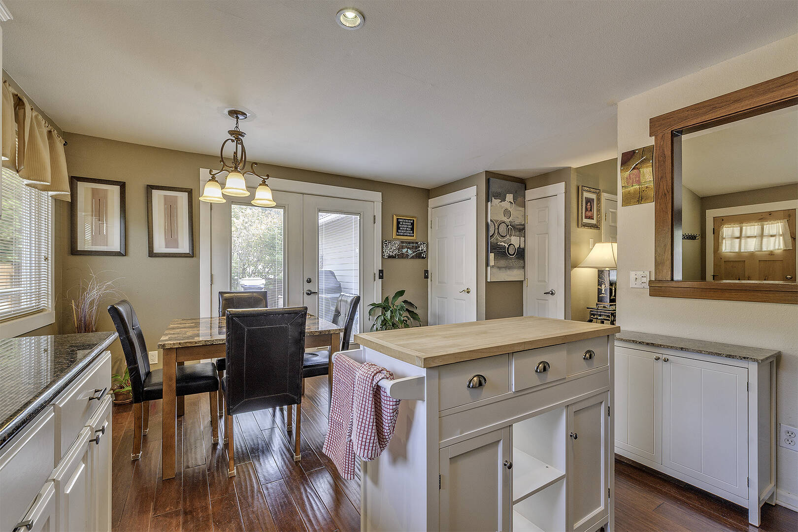 377 NW 183rd Ave Beaverton, OR 97006