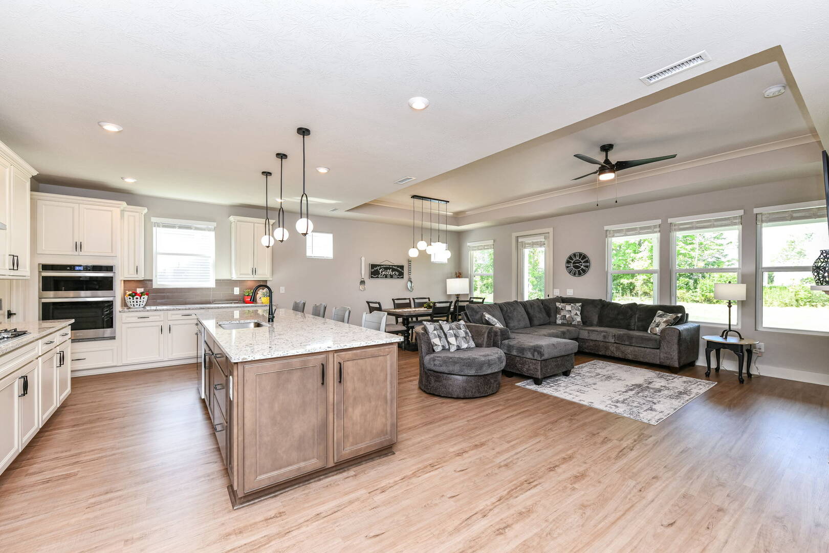 4602 Petunia Dr., Plainfield, IN 46168
