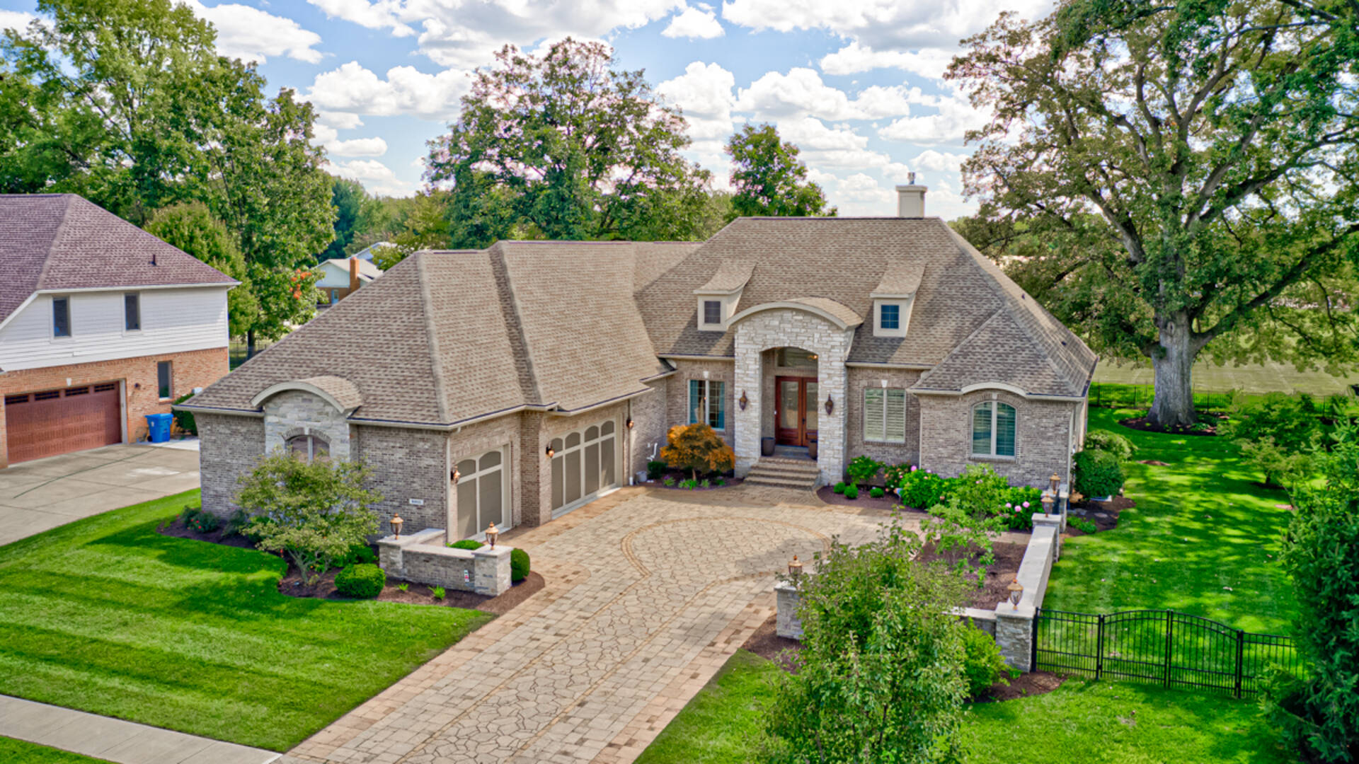 8905 Stonebriar Dr.,  Indianapolis, IN 46259